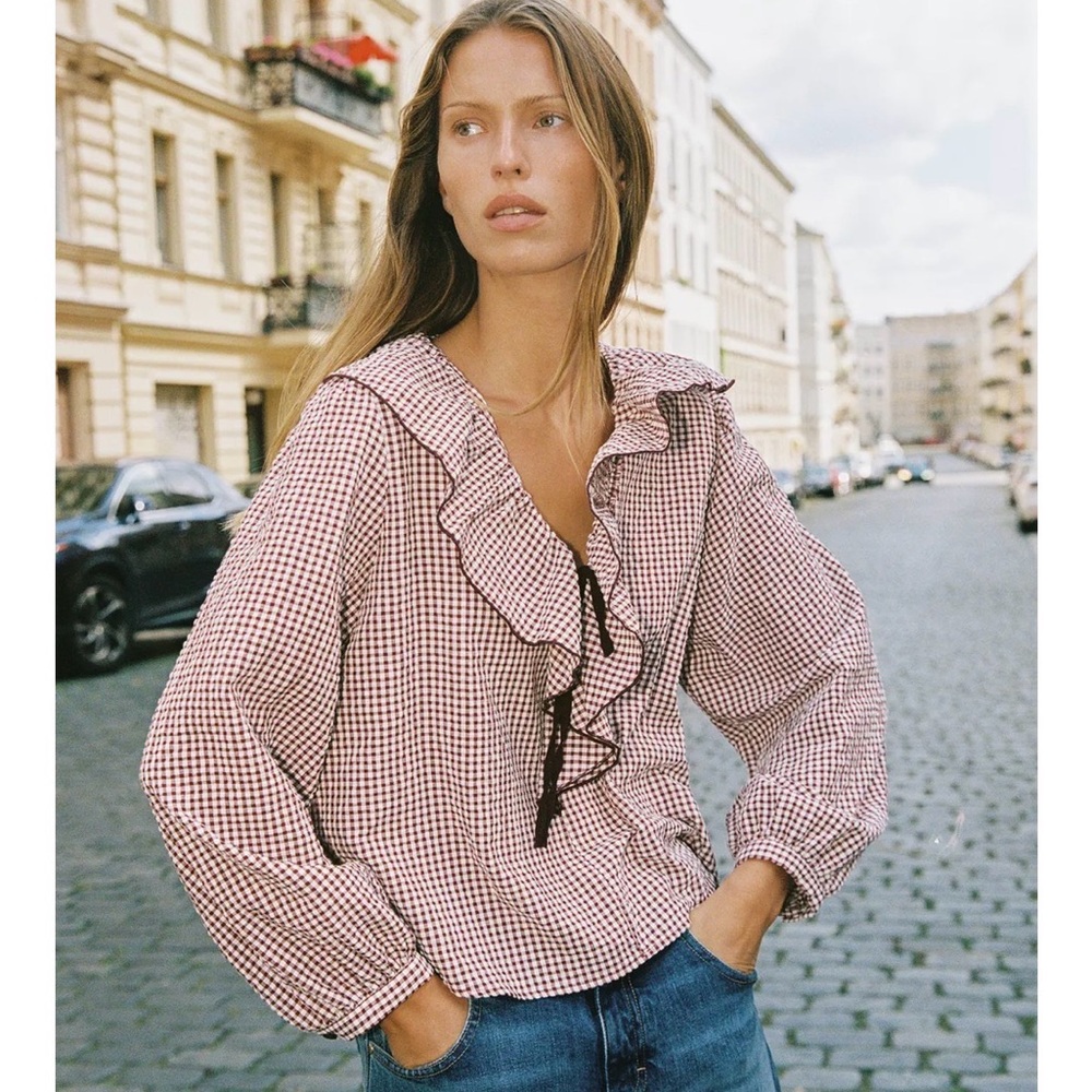 NWT Zara Ruffled Gingham Blouse